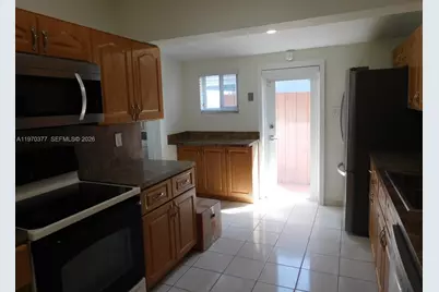 620 NW 58th Ct #0, Miami, FL 33126 - Photo 11