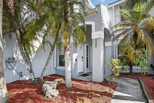 4700 Grapevine Wy, Davie, FL 33331 - Photo 3