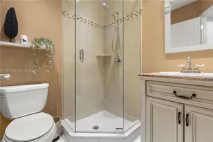 5121 W Oakland Park Blvd, Lauderdale Lakes, FL 33313 - Photo 25