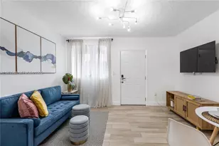 815 NW 30th St, Miami, FL 33127 - Photo 3