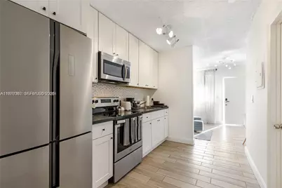 815 NW 30th St #2, Miami, FL 33127 - Photo 7