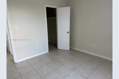 484 NW 165th St Rd #A415, Miami, FL 33169 - Photo 17