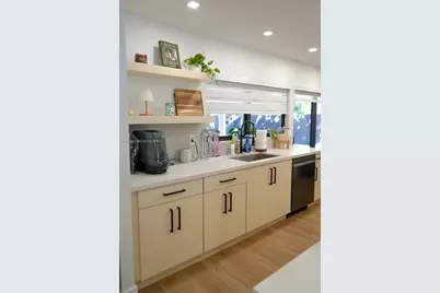 5506 SW 134th Pl, Miami, FL 33175 - Photo 9