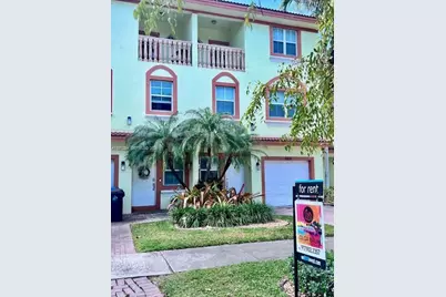 621 NE 8th Ave, Fort Lauderdale, FL 33304 - Photo 1