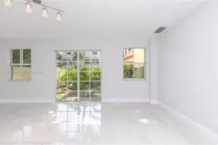 621 NE 8th Ave, Fort Lauderdale, FL 33304 - Photo 7