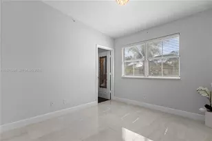 621 NE 8th Ave, Fort Lauderdale, FL 33304 - Photo 15