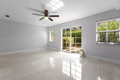 621 NE 8th Ave, Fort Lauderdale, FL 33304 - Photo 5