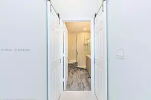 621 NE 8th Ave, Fort Lauderdale, FL 33304 - Photo 13