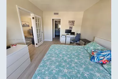 300 Bayview Dr #2101, Sunny Isles Beach, FL 33160 - Photo 9