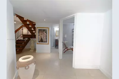 956 Mockingbird Ln #500, Plantation, FL 33324 - Photo 3