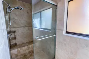 956 Mockingbird Ln, Plantation, FL 33324 - Photo 29