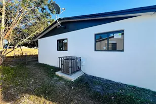 19133 NW 35th Ave, Miami Gardens, FL 33056 - Photo 29