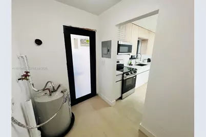 19133 NW 35th Ave, Miami Gardens, FL 33056 - Photo 23