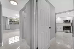 7100 NW 17th St, Plantation, FL 33313 - Photo 19