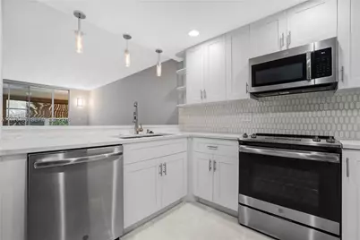 7100 NW 17th St #305, Plantation, FL 33313 - Photo 5