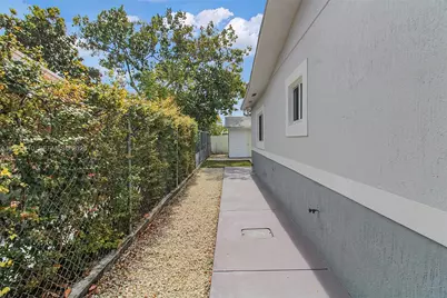 11740 SW 182nd Ter, Miami, FL 33177 - Photo 23