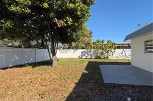 7811 NW 66th Terrace, Tamarac, FL 33321 - Photo 21