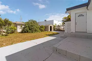 1721 NW 51st St, Miami, FL 33142 - Photo 25