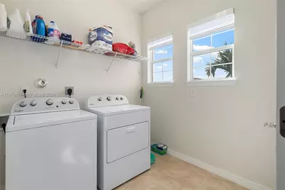 1475 Silk Oak Dr, Hollywood, FL 33021 - Photo 27