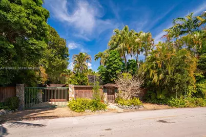 3441 Poinciana Ave, Coconut Grove, FL 33133 - Photo 3