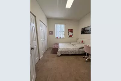 9386 W 33rd Ln, Hialeah, FL 33018 - Photo 7