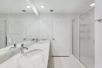 951 Brickell Ave #3607, Miami, FL 33131 - Photo 29