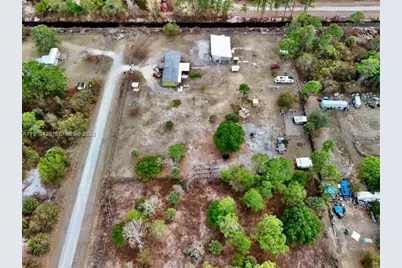 220 N Palomino St, Clewiston, FL 33440 - Photo 3