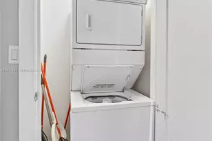 435 NE 69th St, Miami, FL 33138 - Photo 33