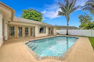 4241 NW 74th Ave, Lauderhill, FL 33319 - Photo 25