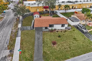 6781 Franklin St, Hollywood, FL 33024 - Photo 5