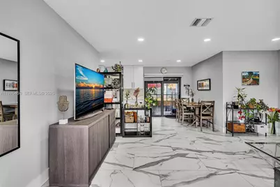 6781 Franklin St, Hollywood, FL 33024 - Photo 9