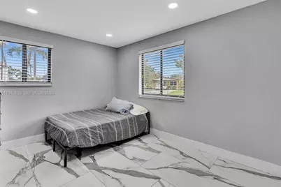 6781 Franklin St, Hollywood, FL 33024 - Photo 11