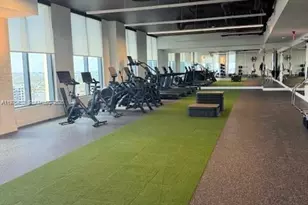 121 NE 5th St, Miami, FL 33132 - Photo 15