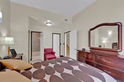 7400 W 20th Ave #402, Hialeah, FL 33016 - Photo 31