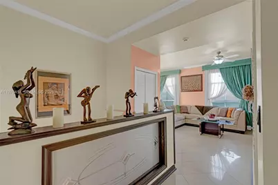 7400 W 20th Ave #402, Hialeah, FL 33016 - Photo 21