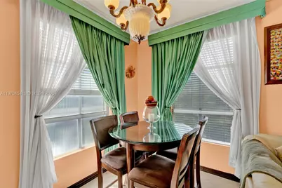 7400 W 20th Ave #402, Hialeah, FL 33016 - Photo 27