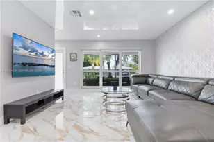 4440 NE 17th Ave, Oakland Park, FL 33334 - Photo 5