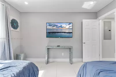 4440 NE 17th Ave, Oakland Park, FL 33334 - Photo 29