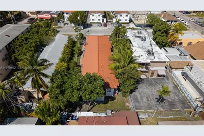 1330 NW 5th St #5, Miami, FL 33125 - Photo 13
