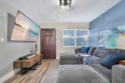 7020 NW 173rd Dr #505, Hialeah, FL 33015 - Photo 3