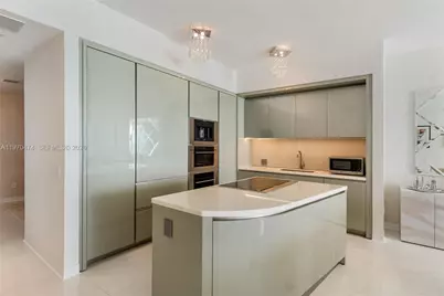 18975 Collins Ave #2703, Sunny Isles Beach, FL 33160 - Photo 11