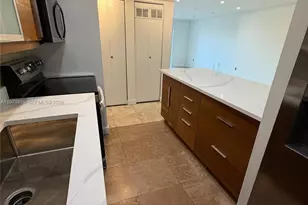 4670 W 13th Ln, Hialeah, FL 33012 - Photo 11