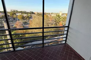 4670 W 13th Ln, Hialeah, FL 33012 - Photo 19