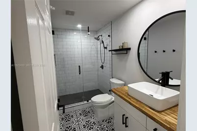 3800 Palm Ave #217, Hialeah, FL 33012 - Photo 31