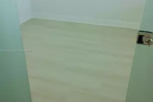 15051 Royal Oaks Ln, North Miami, FL 33181 - Photo 7