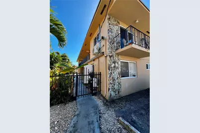 1836 SW 6th St, Miami, FL 33135 - Photo 5
