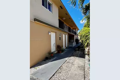 1836 SW 6th St, Miami, FL 33135 - Photo 7