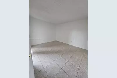 3396 Foxcroft Rd #113, Miramar, FL 33025 - Photo 25