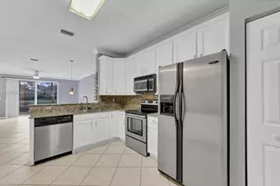 2590 Cordoba Bend, Weston, FL 33327 - Photo 5