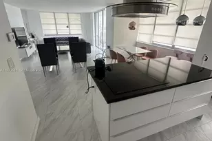 2801 NE 183rd St, Aventura, FL 33160 - Photo 13